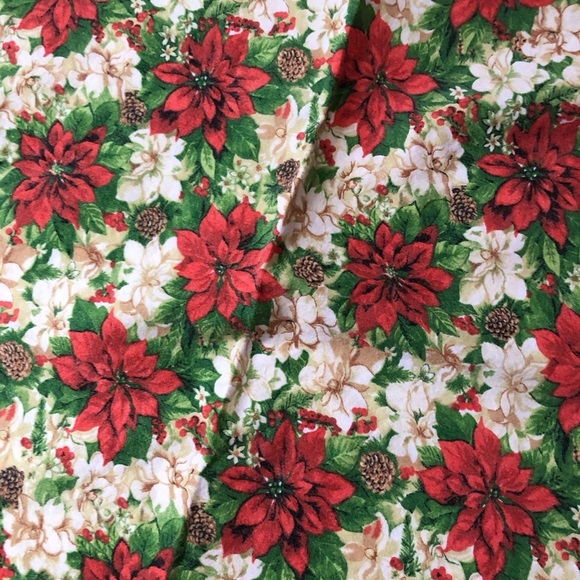 Vtg Holiday Print Tablecloth - Picture 2 of 6